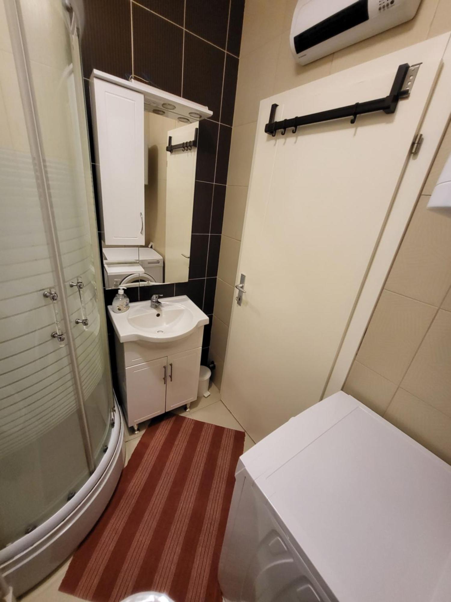 Apartmán Stan Na Dan Prnjavor, Gajba U Centru Exteriér fotografie